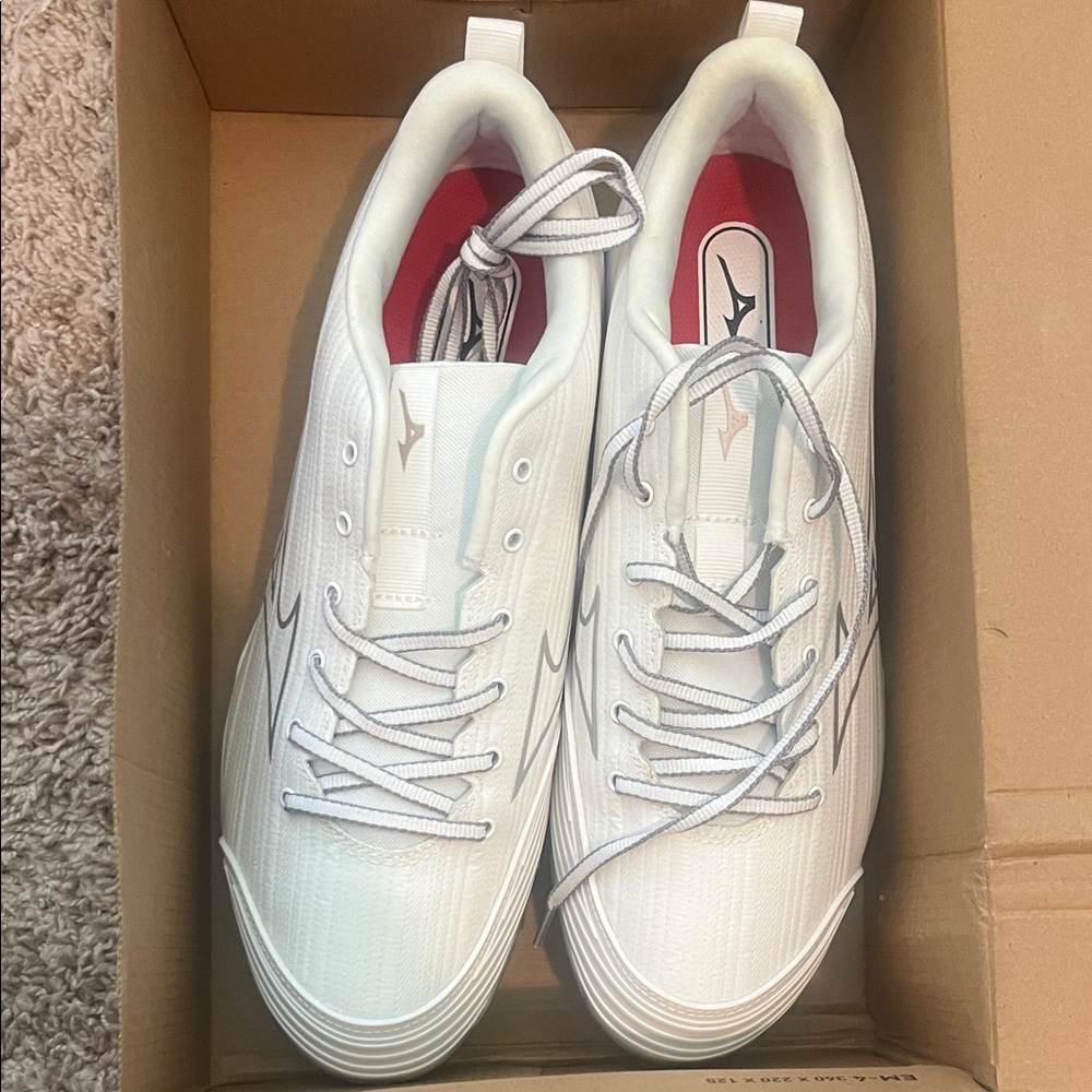 Mizuno Sweep 6 Softball Shoes